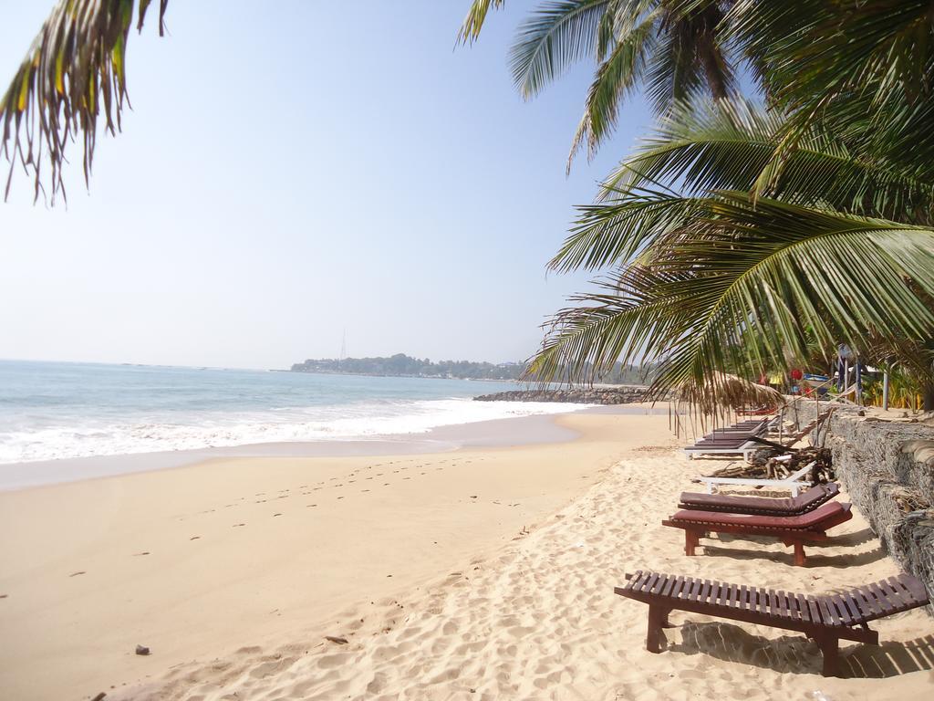 Chithra Homestay Tangalle Exterior photo