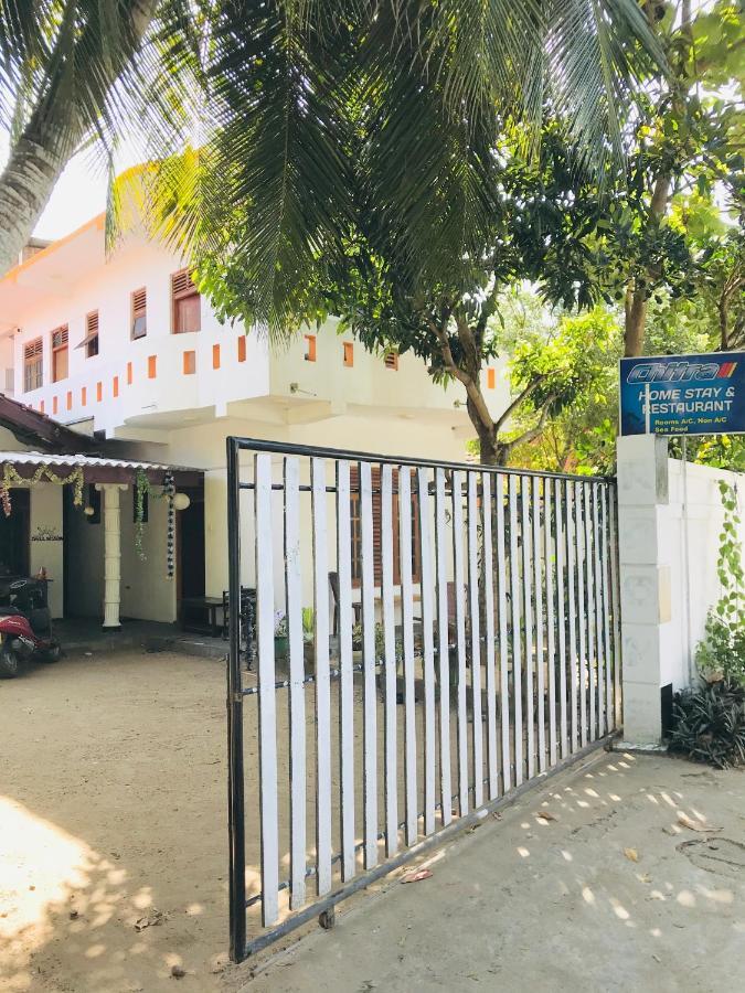 Chithra Homestay Tangalle Exterior photo